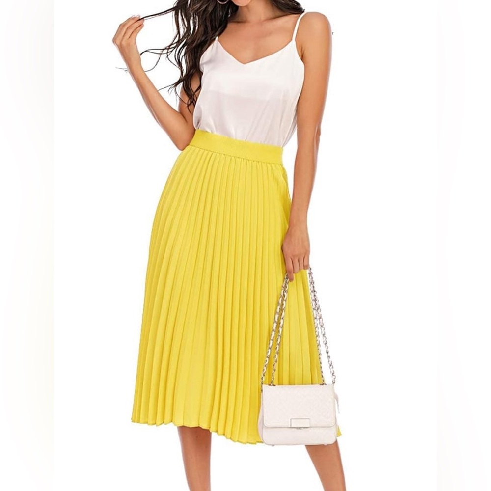 Sunny yellow pleated midi length skirt size small